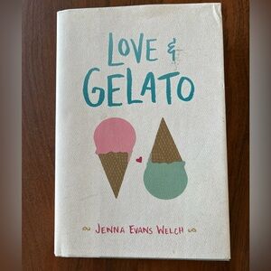 ❤️Love & Gelato Book by Jenna Evan’s Welch